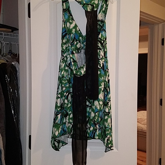 Super Fun Summer Top - Picture 3 of 7